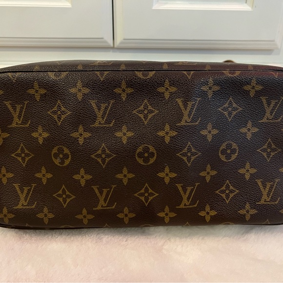 π«SOLDπ« Authentic Louis Vuitton Neverfull MM - Picture 4 of 16